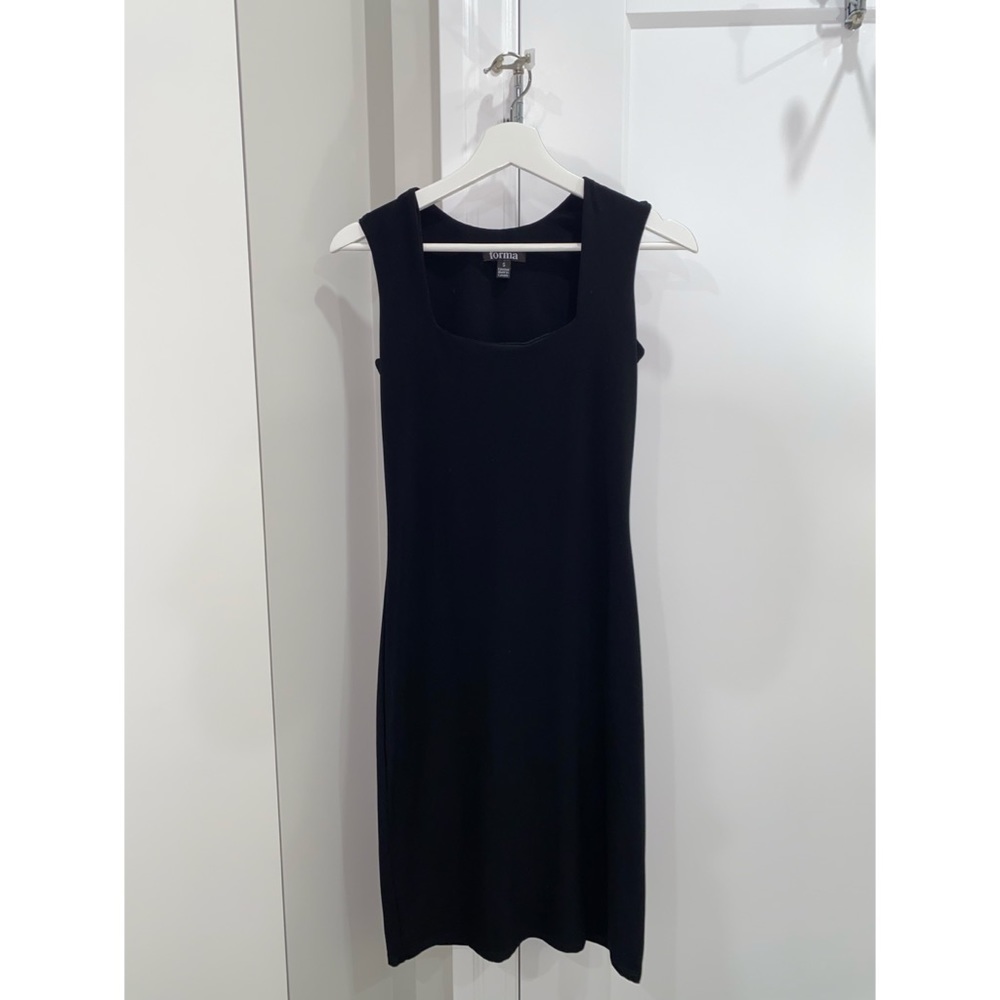 ⛄️ Sleek Black Dress​​​​​